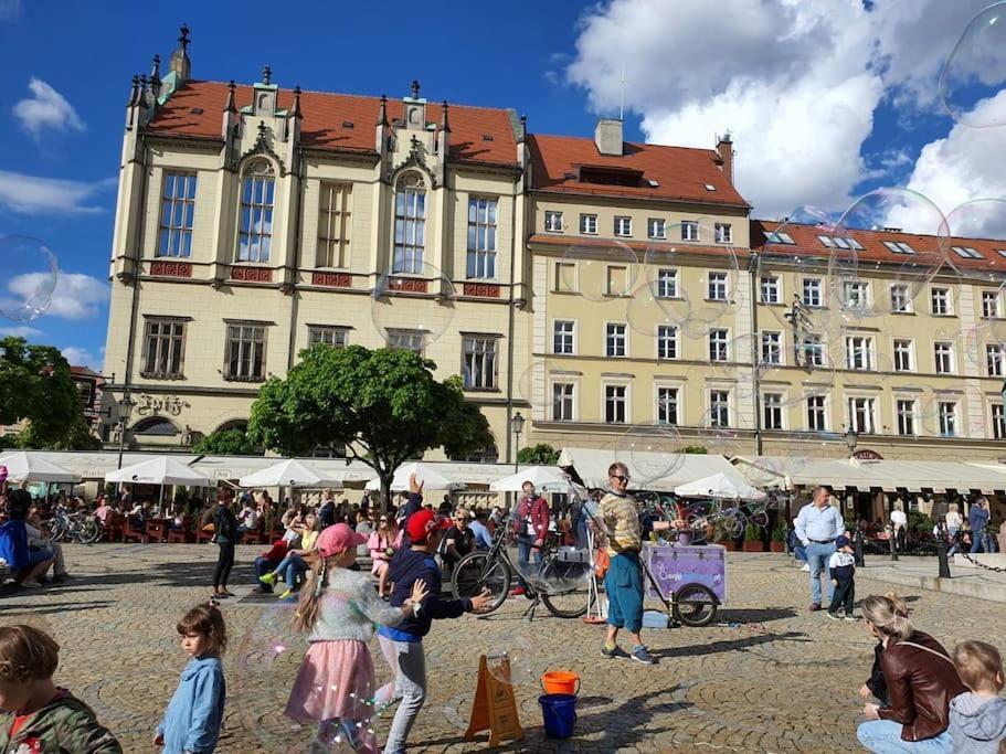 Rynek Pod Fredra Apartment Wroclaw Bagian luar foto