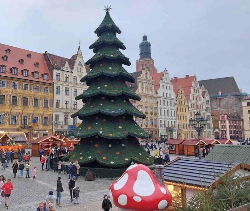 Rynek Pod Fredra Apartment Wroclaw Bagian luar foto