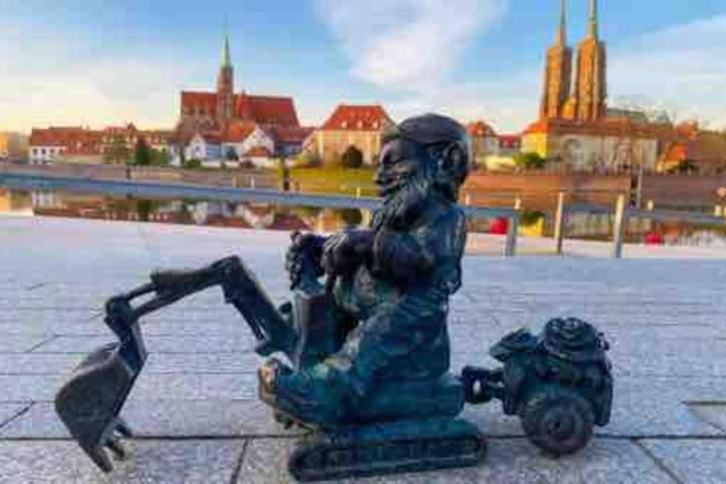 Rynek Pod Fredra Apartment Wroclaw Bagian luar foto